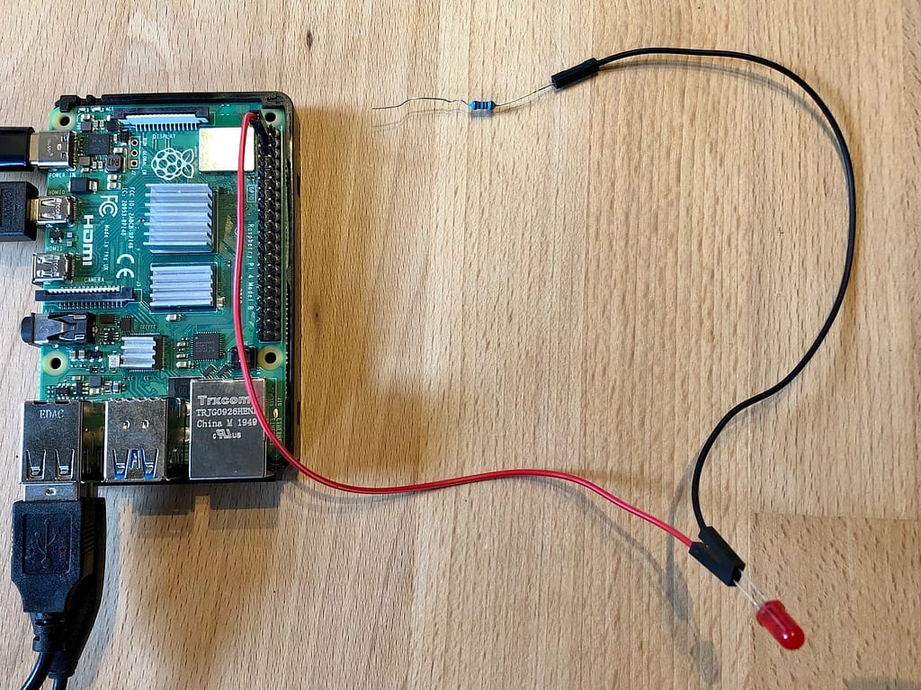connect resistor led