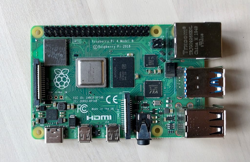 Getting started with NOOBS on the Raspberry Pi